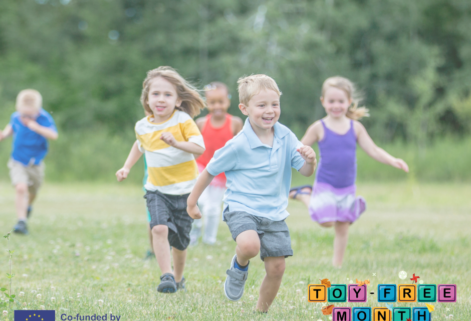 Vabilo na dogodek “Mesec brez igrač – priložnosti za prosto igro, domišljijo in ustvarjalnost”
